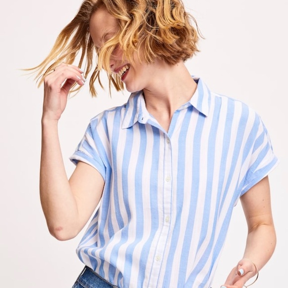 Women’s Blouse - Picture 4 of 9